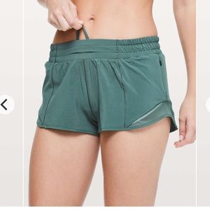 Lululemon hotty hot short, green, size 4. Gently used, in great shape.